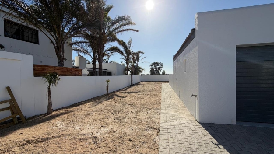 3 Bedroom Property for Sale in Velddrif Western Cape